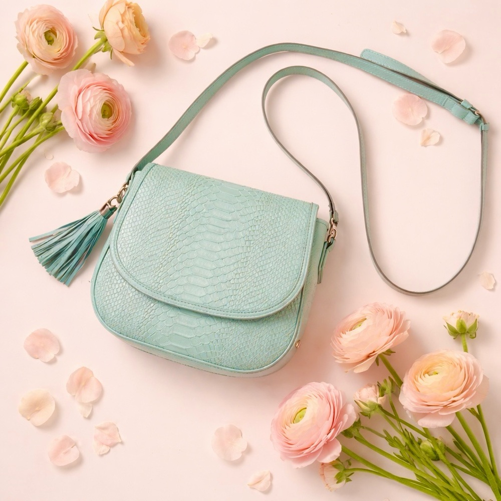 Gigi NY crossbody Purse Green Python Leather shoulder bag Saddle dust bag NEW